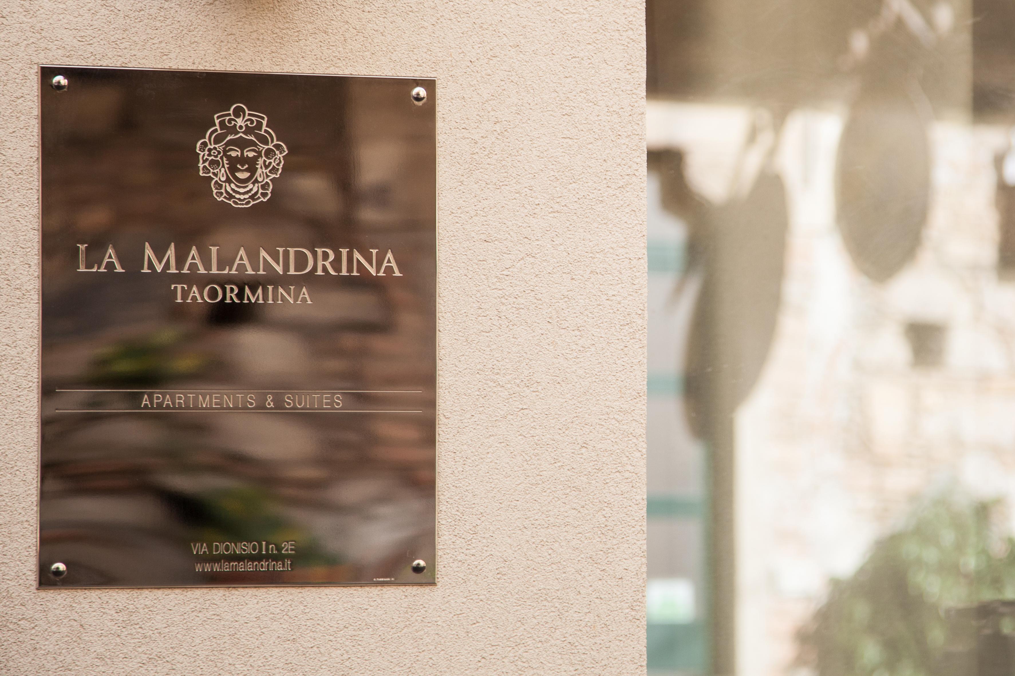 La Maladrina Apartments & Suites Ταορμίνα Εξωτερικό φωτογραφία