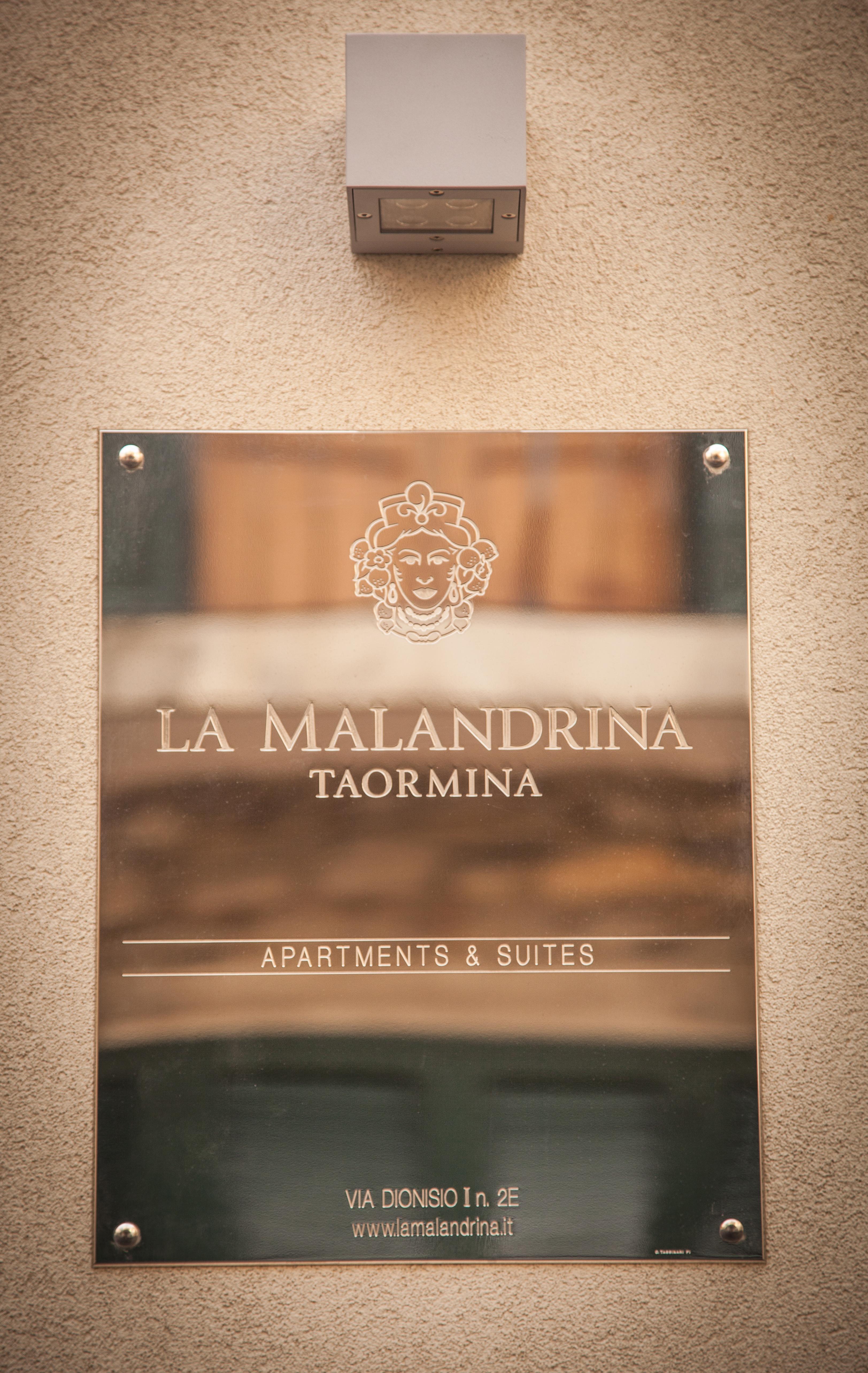 La Maladrina Apartments & Suites Ταορμίνα Εξωτερικό φωτογραφία